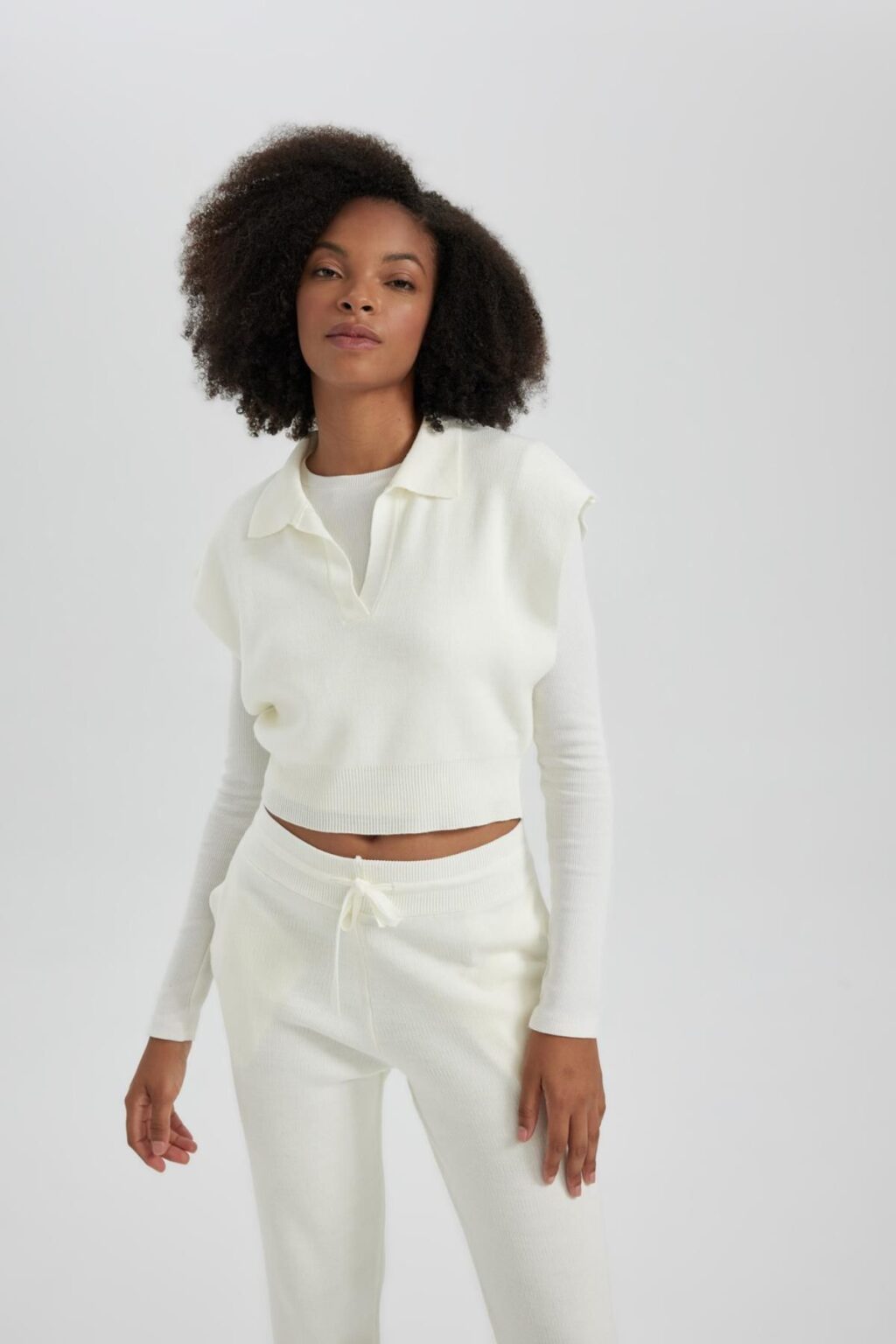 DEFACTO Polo Neck Relax Fit Crop Knitwear Sweater