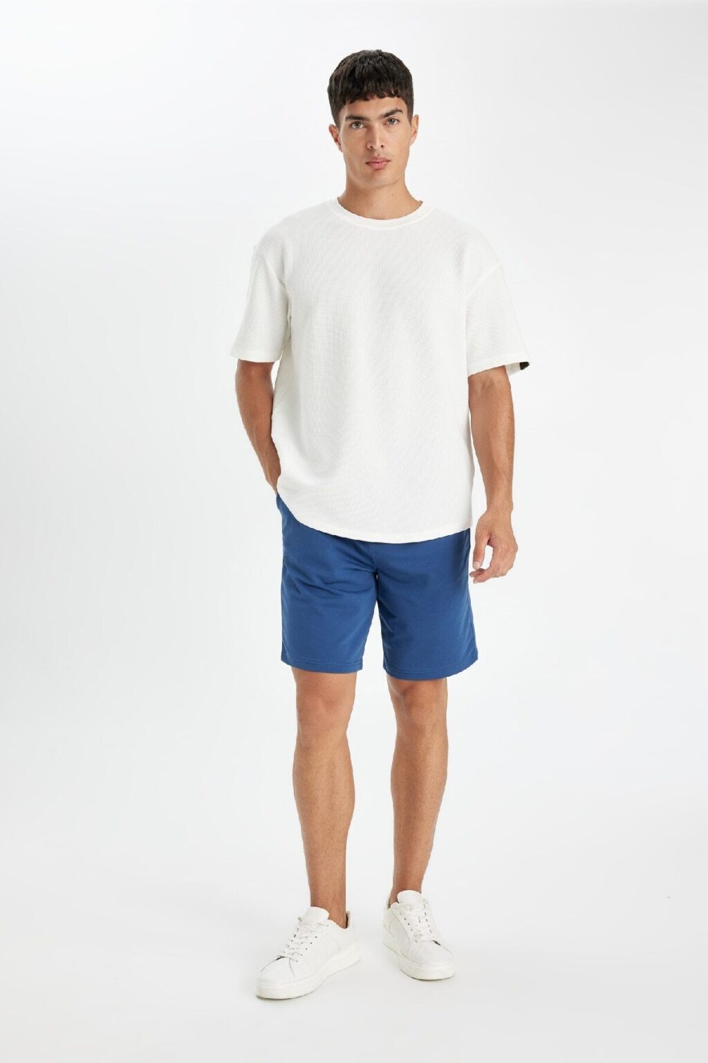 DEFACTO Regular Fit Basic Plain Bermuda Shorts with Pockets