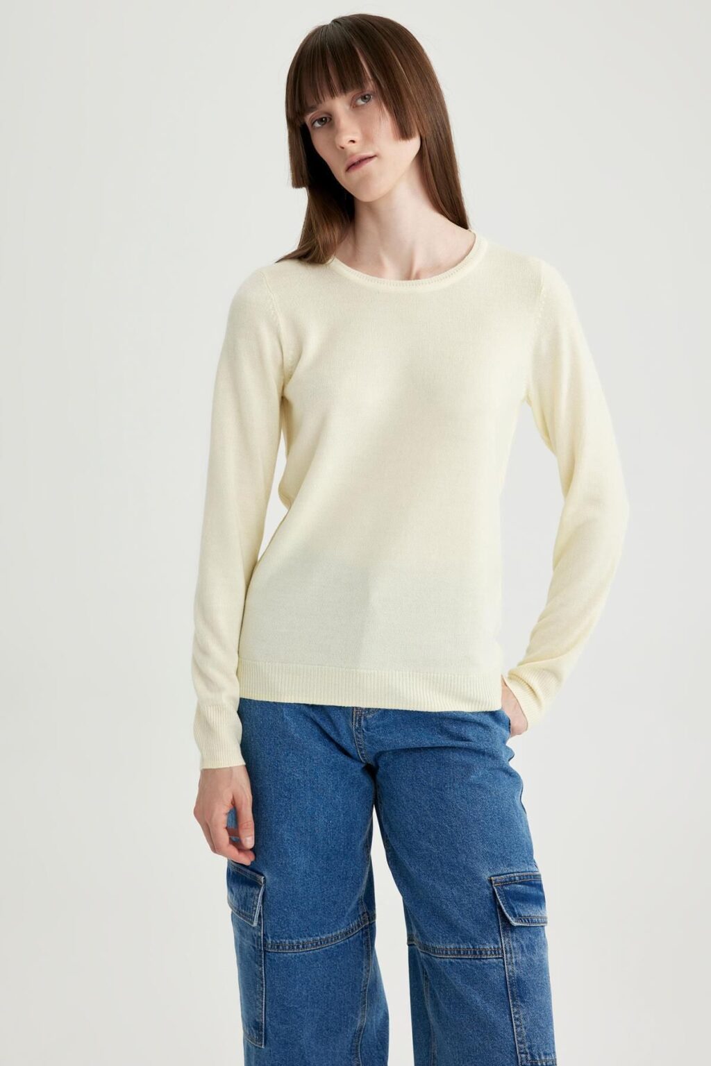 DEFACTO Regular Fit Crew Neck Basic Knitwear Sweater