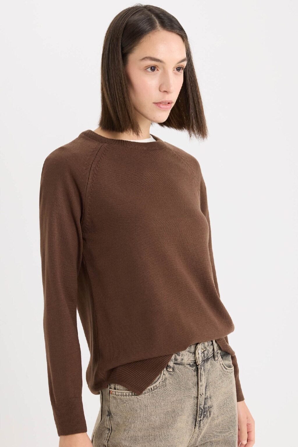 DEFACTO Regular Fit Soft Textured Crew Neck Basic Plain Knitwear Sweater
