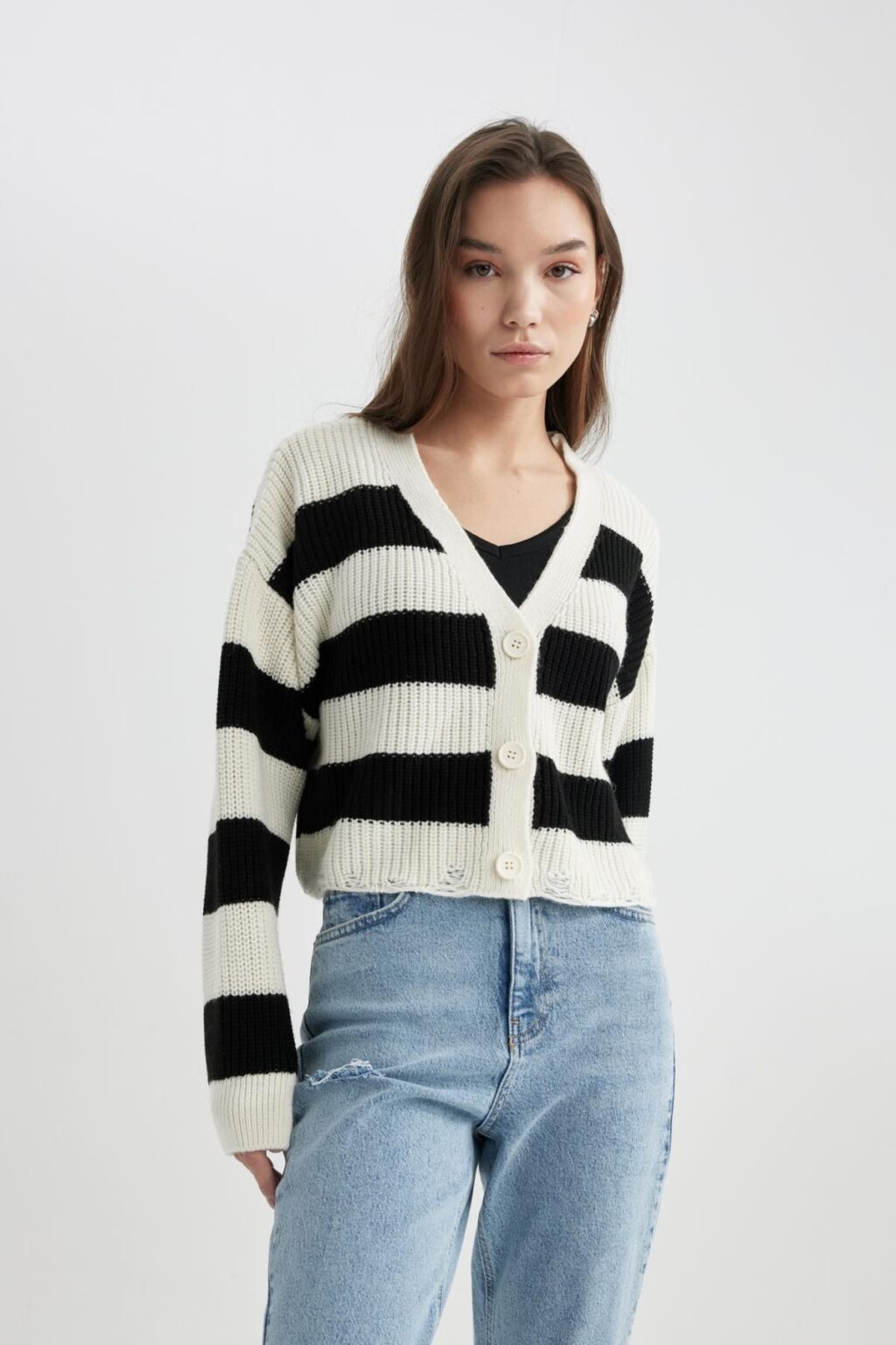 DEFACTO Relax Fit Striped V-Neck Knitwear Cardigan