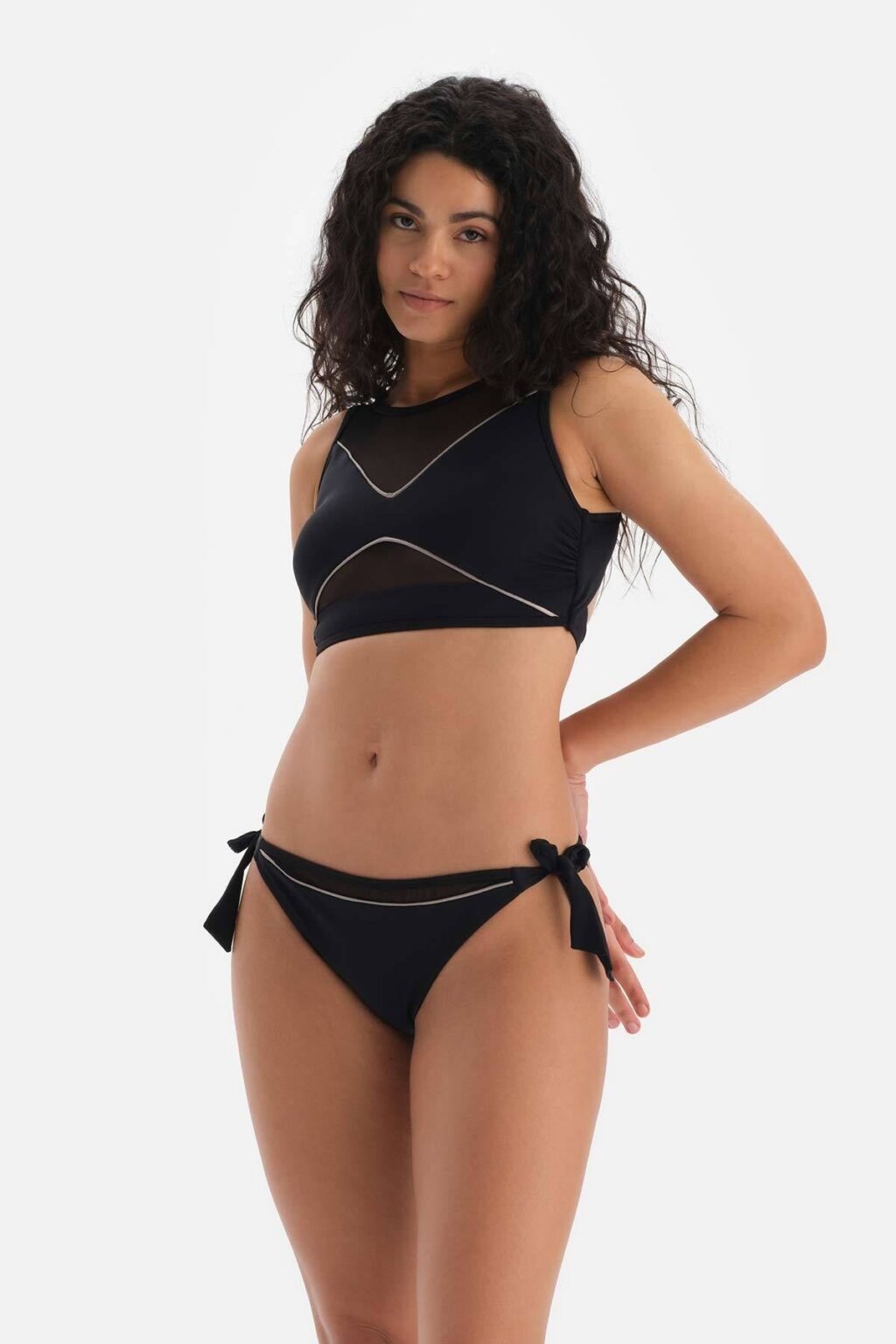 Dagi Black Halter nyakú bikini felső