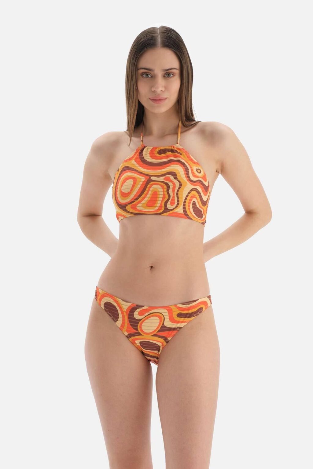 Dagi csempe alacsony derékú bikini alsó