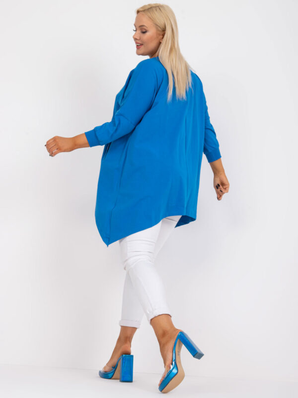 Dark blue tunic of larger size with 3/4 sleeves