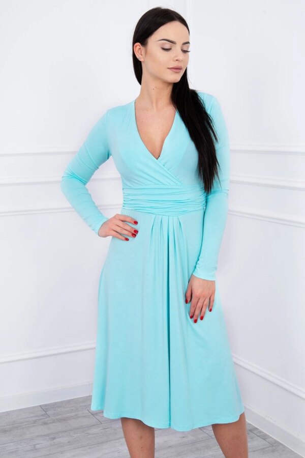 Dress cut below the bust