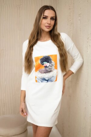 Dress with 3D graphics