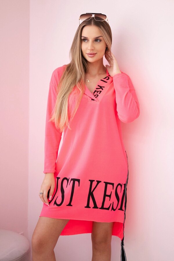Dress with a hood and a pink neon print