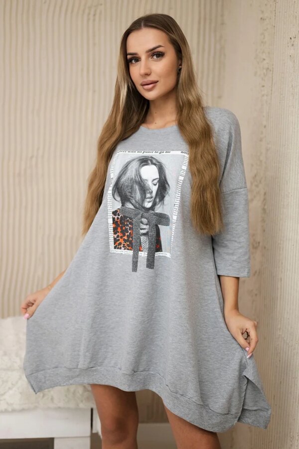 Dress with print and flared bottom in gray