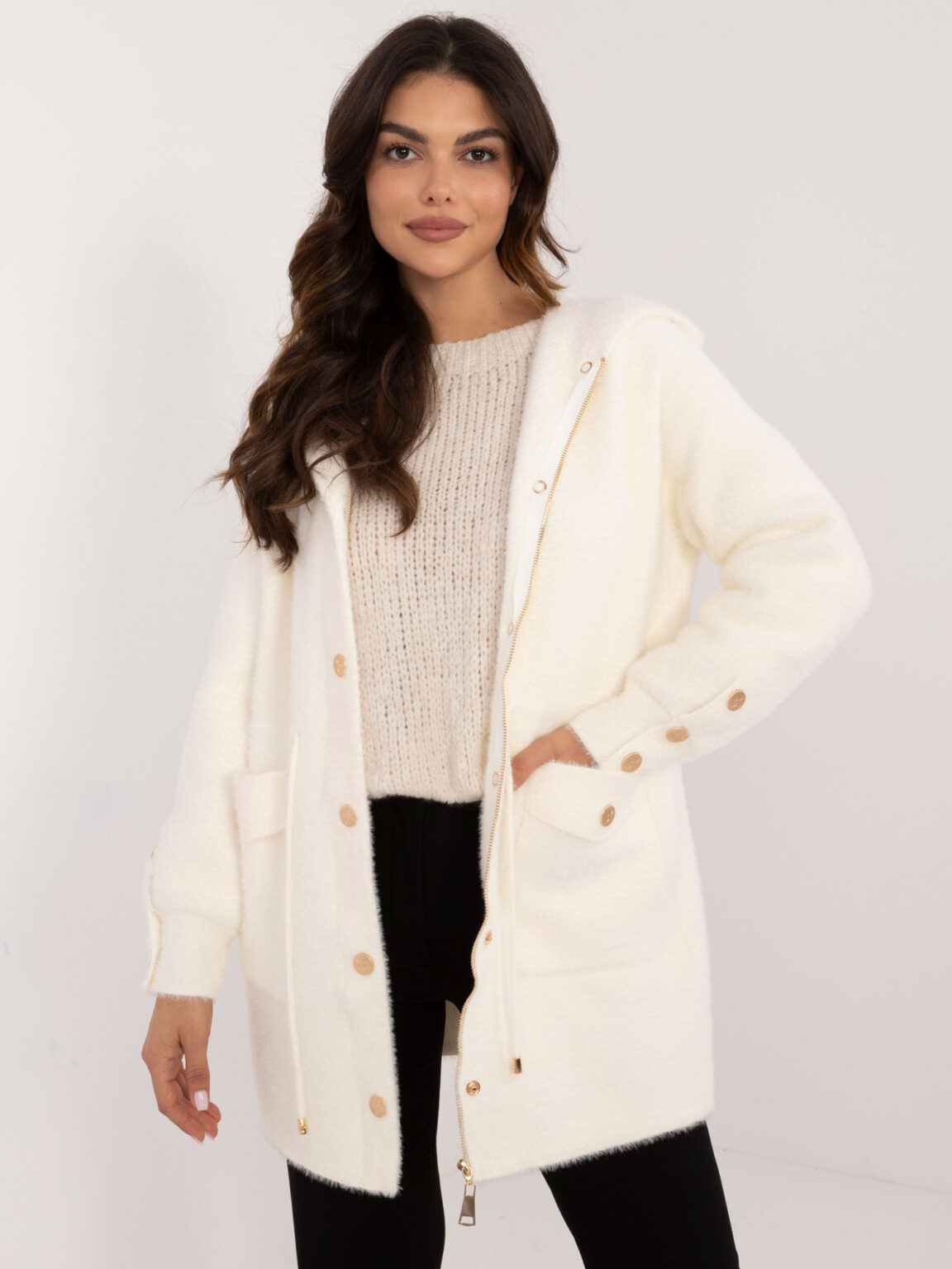 Ecru women's alpaca coat with pockets