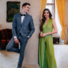 Elegant jumpsuit with a wide leg and lime with a tie at the top