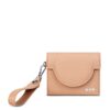Femke Beige