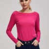 Fitted blouse with long sleeves