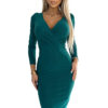 Fitted dress with a neckline and long sleeves Numoco
