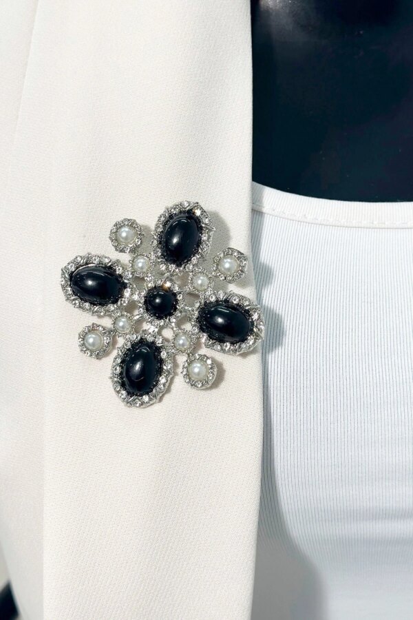 Floral brooch 2 silver + black