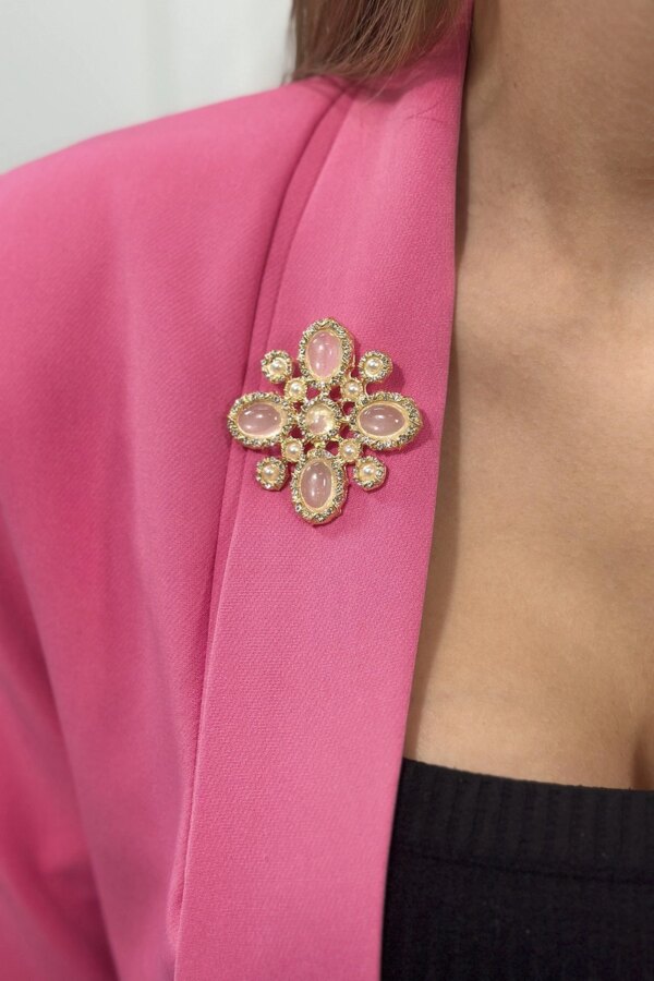 Floral brooch 2 white