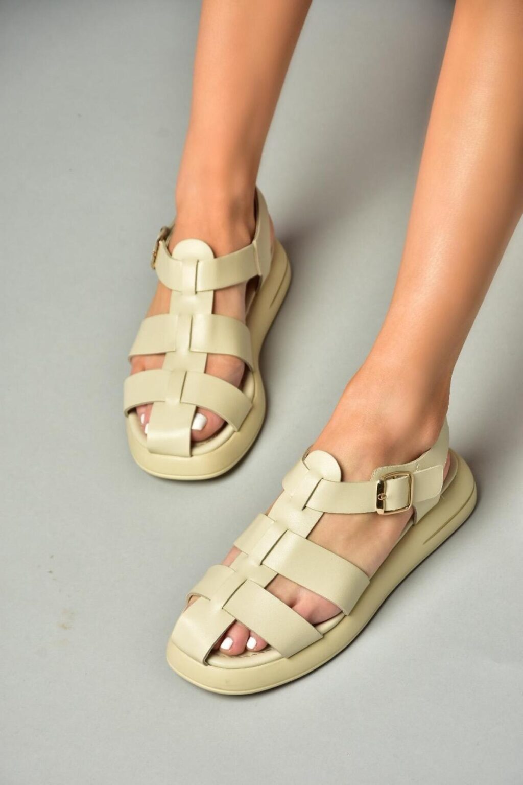 Fox Shoes Sarok nélküli szandálok