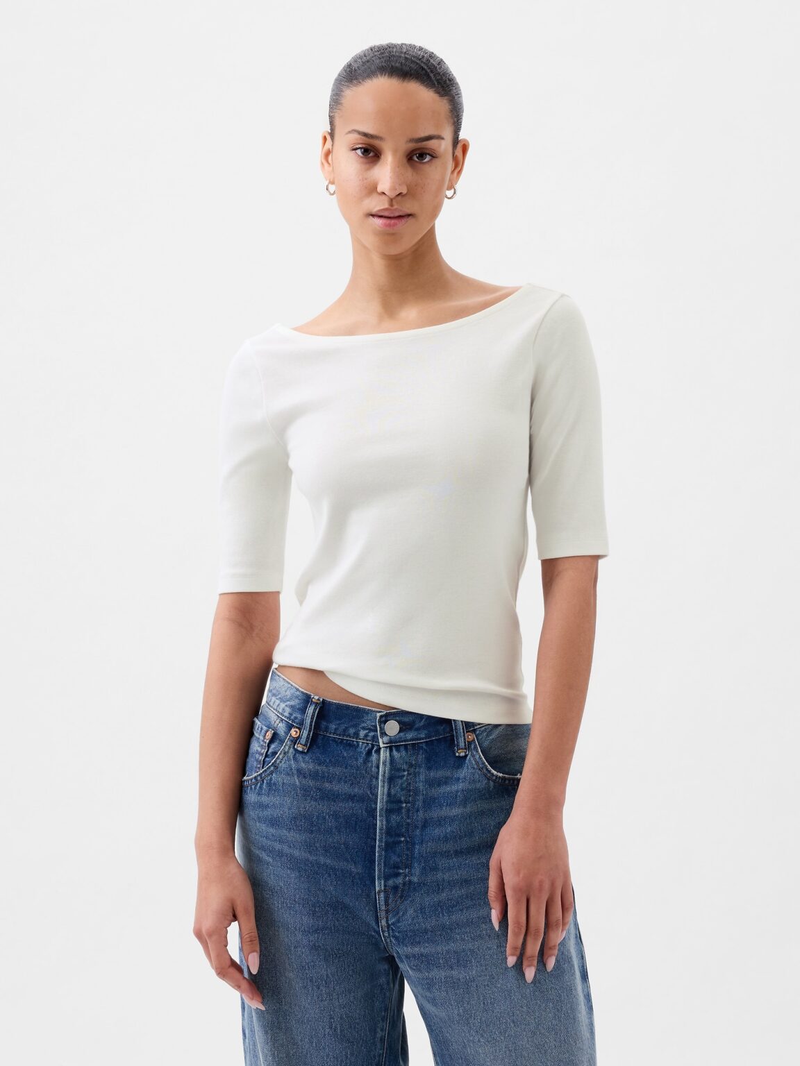 GAP Cropp T-Shirt with Neckline - Women