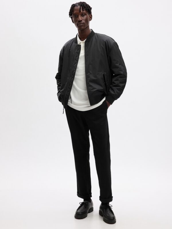 GAP Kalhoty modern khakis egyenes illeszkedésben Flex