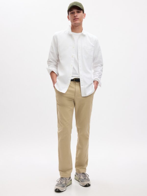 GAP Kalhoty modern khakis egyenes illeszkedésben Flex