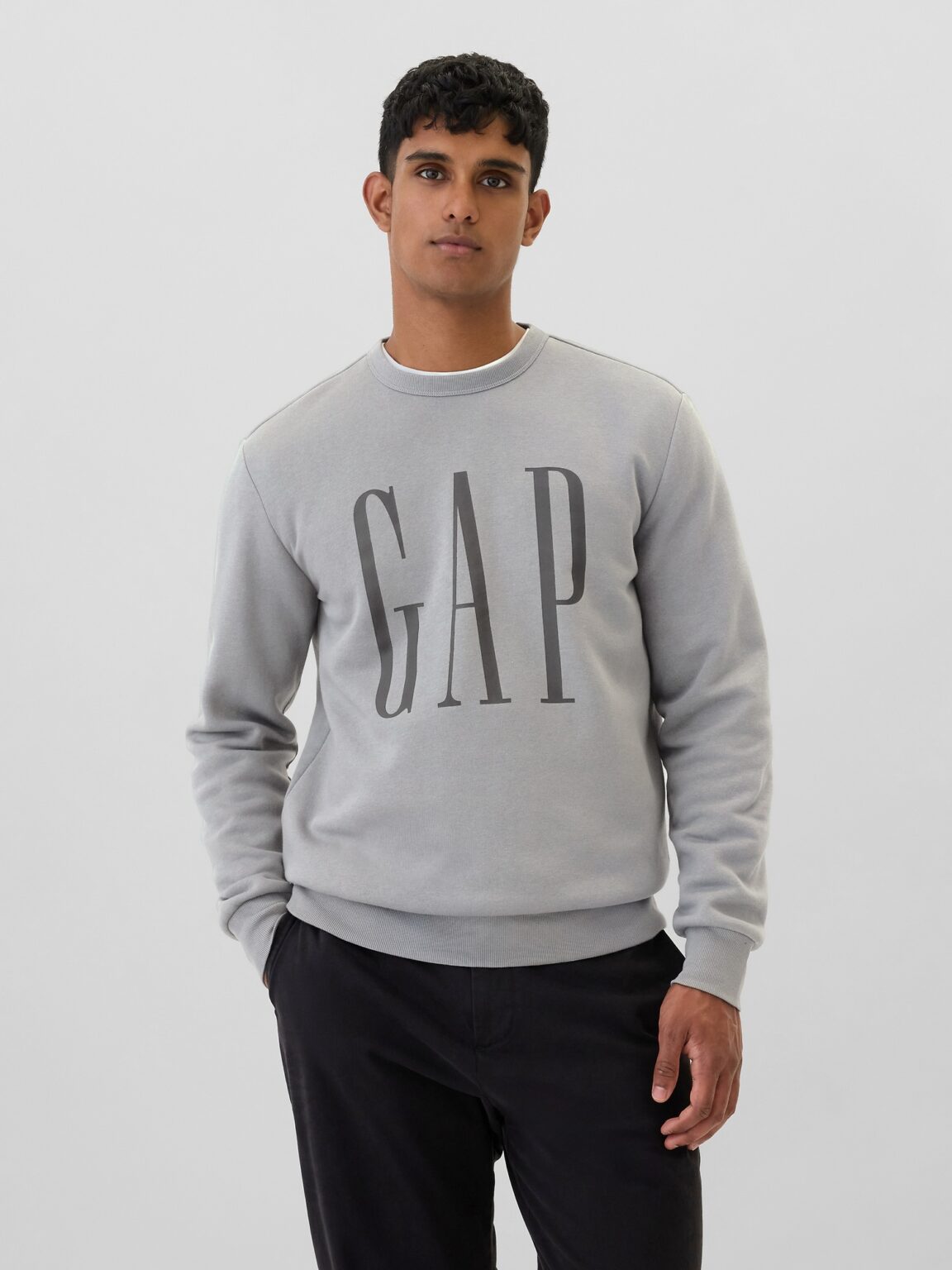 GAP Logo Sweatshirt - Men's