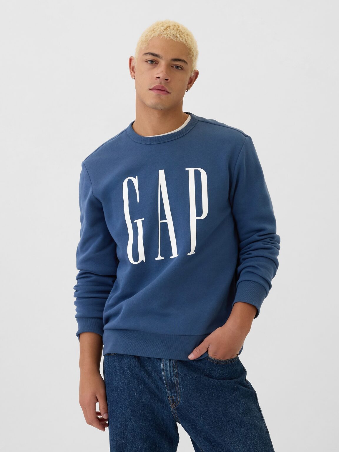GAP Logo Sweatshirt - Men's
