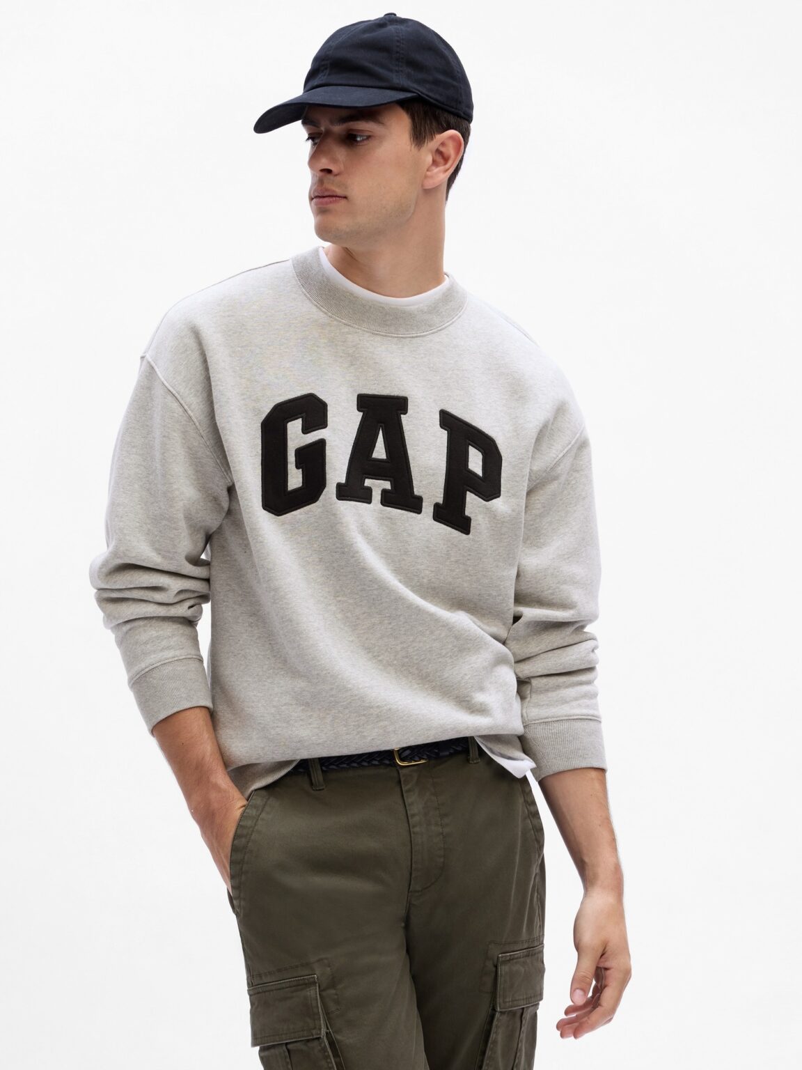 GAP Logo Sweatshirt - Men's