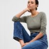 GAP Long Sleeve T-Shirt - Women