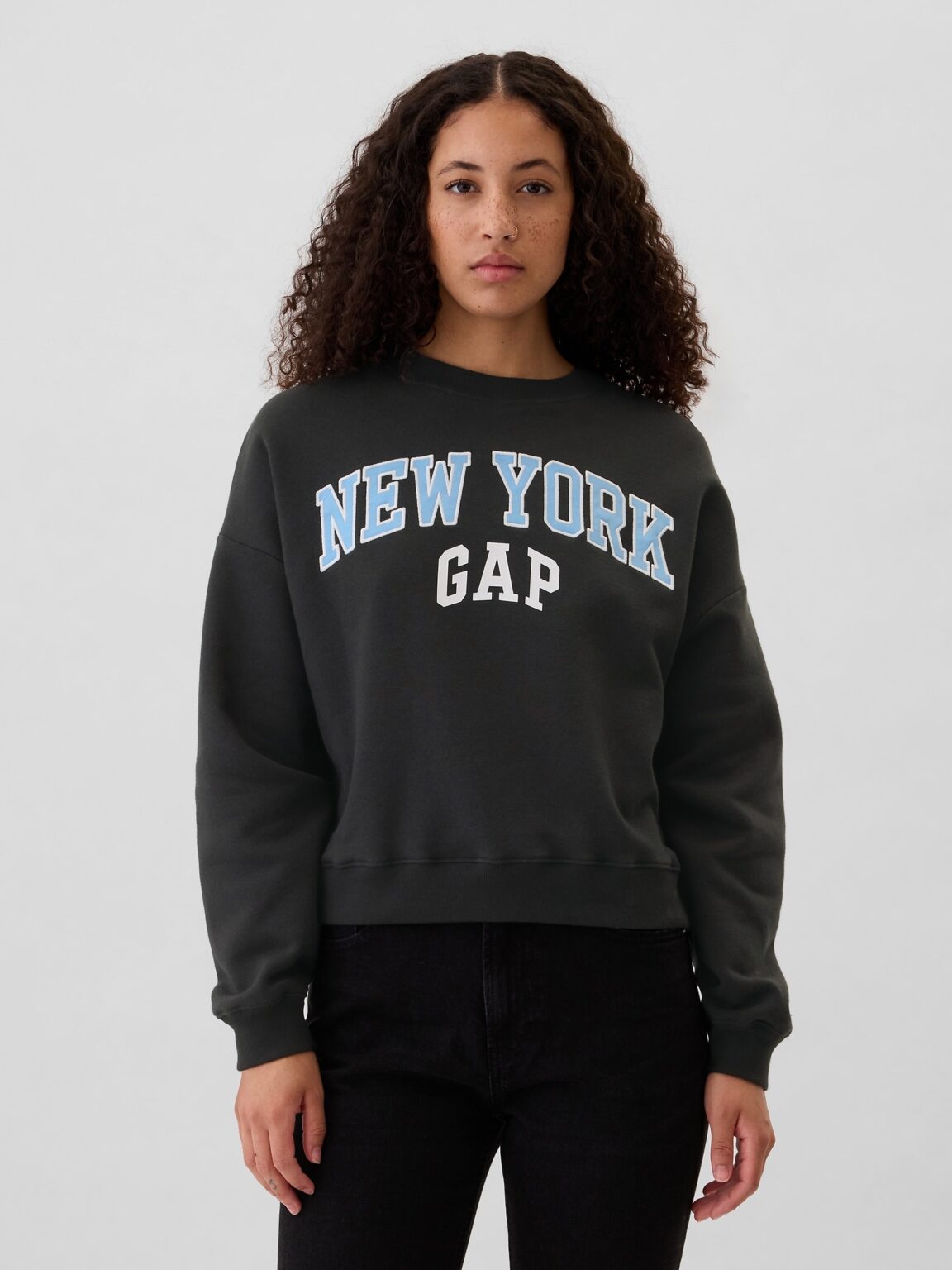 GAP Oversize sweatshirt with logo - Women's