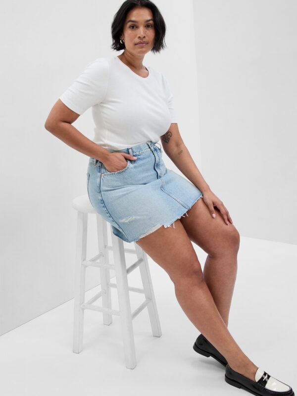 GAP Short Sleeve T-Shirt - Women