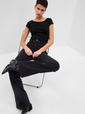 GAP Short Sleeve T-Shirt - Women