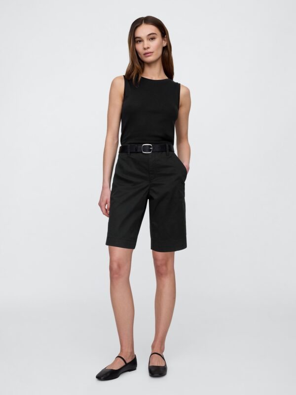 GAP Shorts Khaki Bermuda - Women's