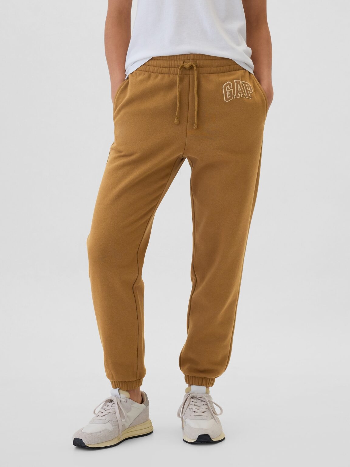 GAP Sweatpants with Logo - Women