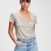 GAP Women's Grey T-Shirt 100% Organic Cotton Vintage V-neck T-Shirt