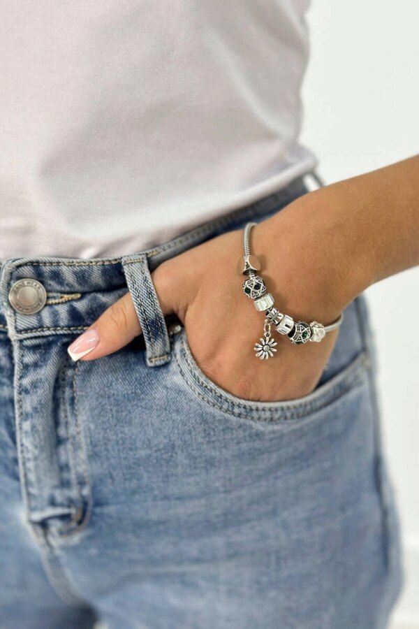 Green bracelet