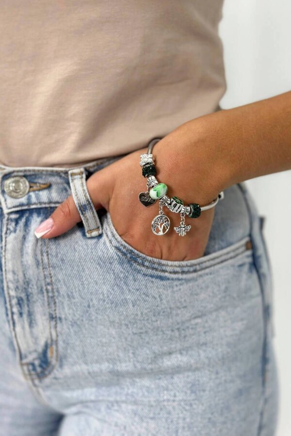 Green bracelet