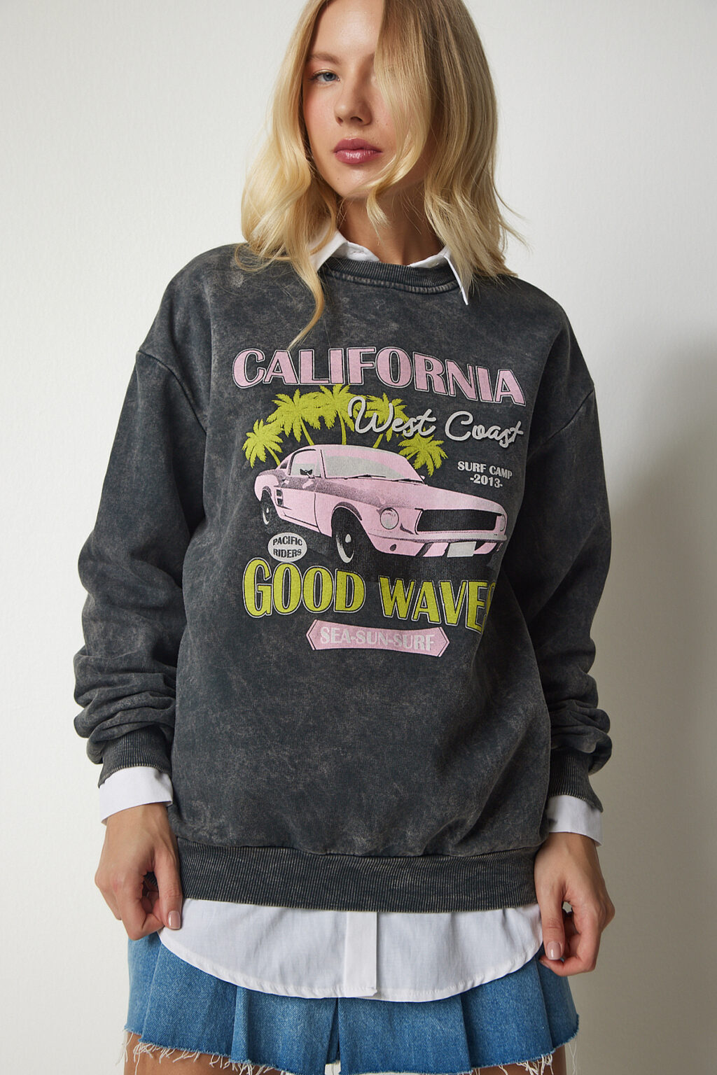 Happiness İstanbul Women's Anthracite Printed Oversize Raised Sweatshirt
