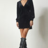 Happiness İstanbul Women's Black Deep V-Neck Waistband Velvet Dress