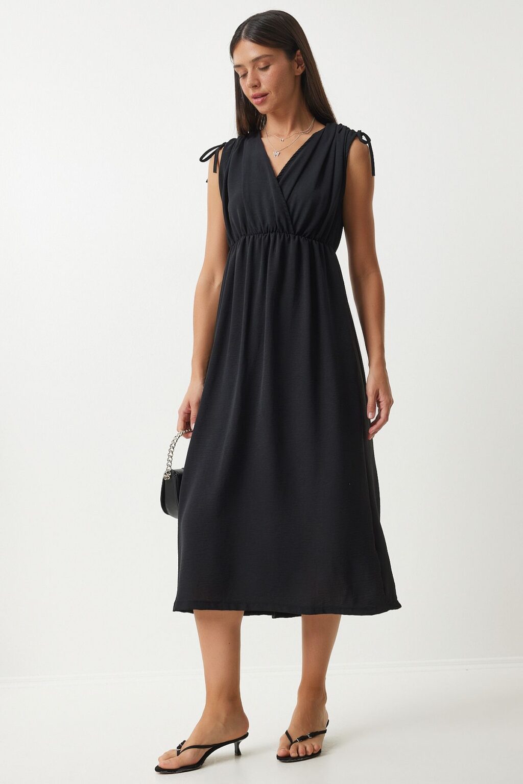 Happiness İstanbul Women's Black Wrap Collar Gathered Knitted Dress
