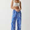 Happiness İstanbul Women's Blue and White Patterned Flowing Viscose Palazzo Trousers