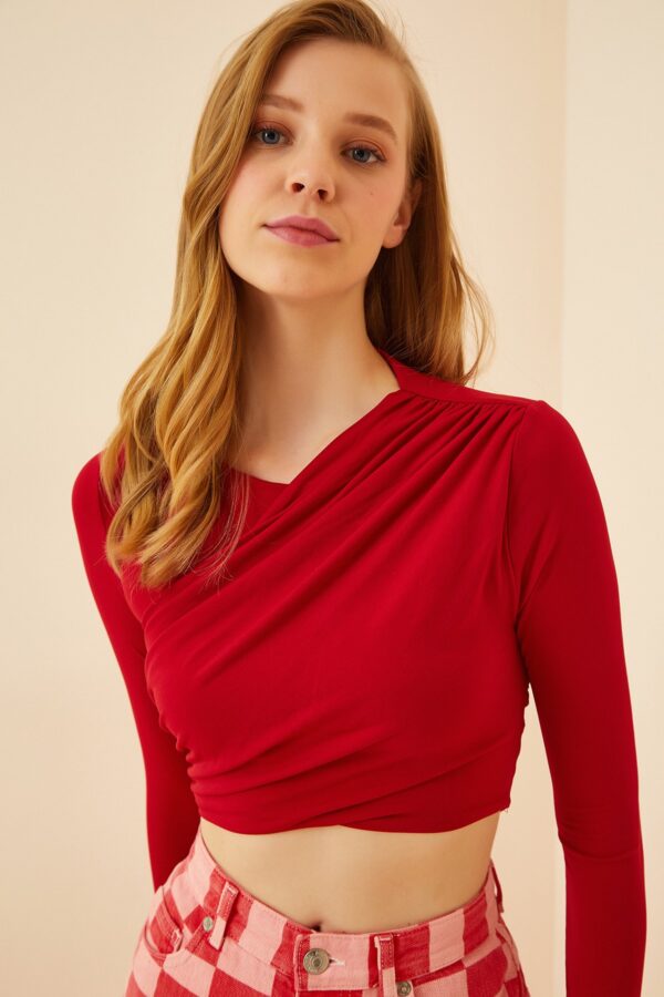 Happiness İstanbul Women's Vibrant Red Pleated Crop Knitted Blouse