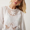Happiness İstanbul Women's White Scalloped Crop Knitted Blouse