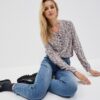 High-waisted denim jeans