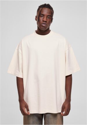 Huge T-shirt with white sand