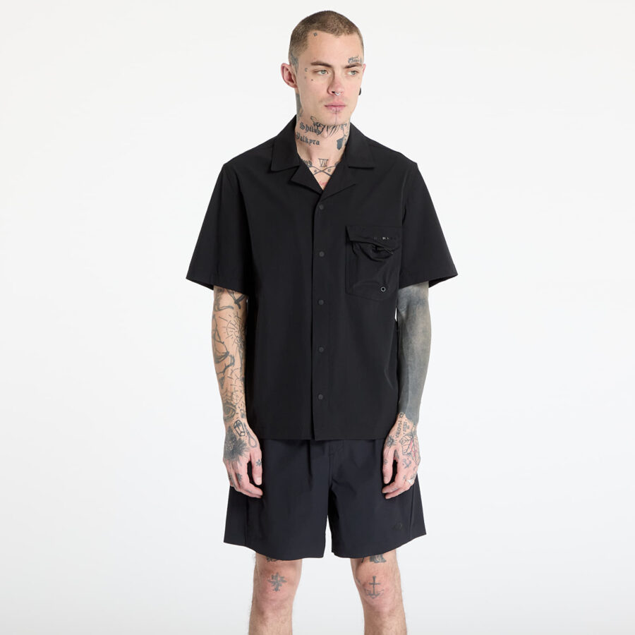 Ing Oakley Cuban Collar Shortsleeve Shirt Blackout S-alacsony-ár