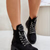Insulated shoes with decorative lacing Vinceza Black