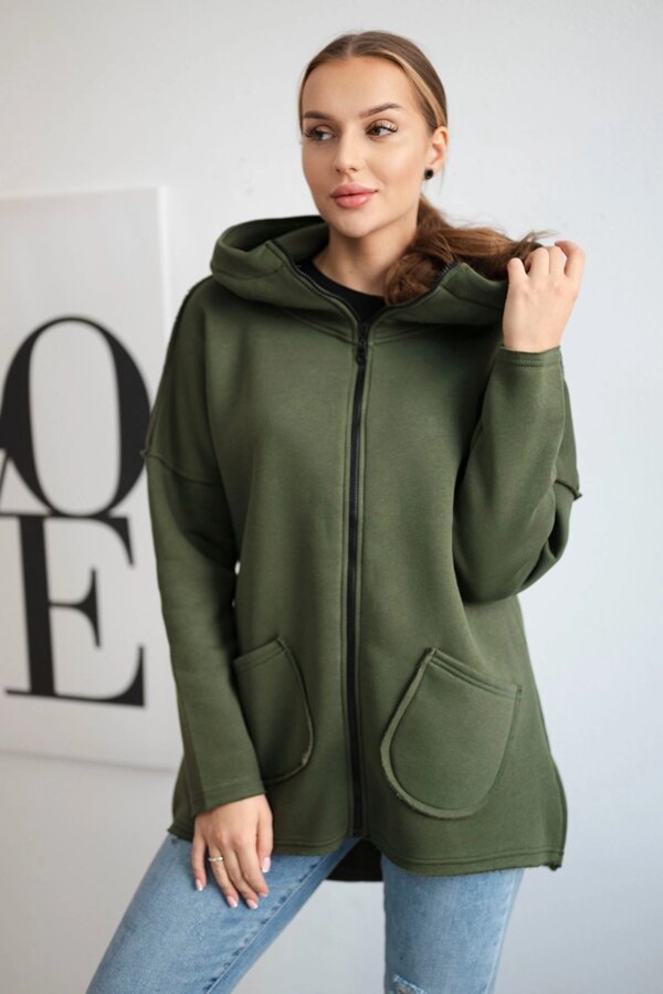 Insulated sweatshirt with a longer back and khaki-coloured pockets