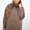 Insulated sweatshirt with a mocha zipper at the back