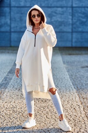 Insulated sweatshirt with slits on the sides ecru