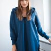 Insulated sweatshirt with slits on the sides jeans