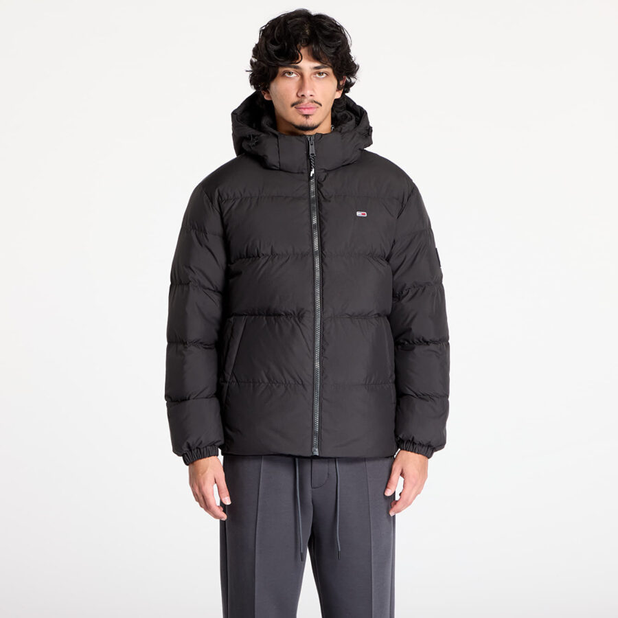 Kabát Tommy Jeans Essential Down Jacket Black M-alacsony-ár